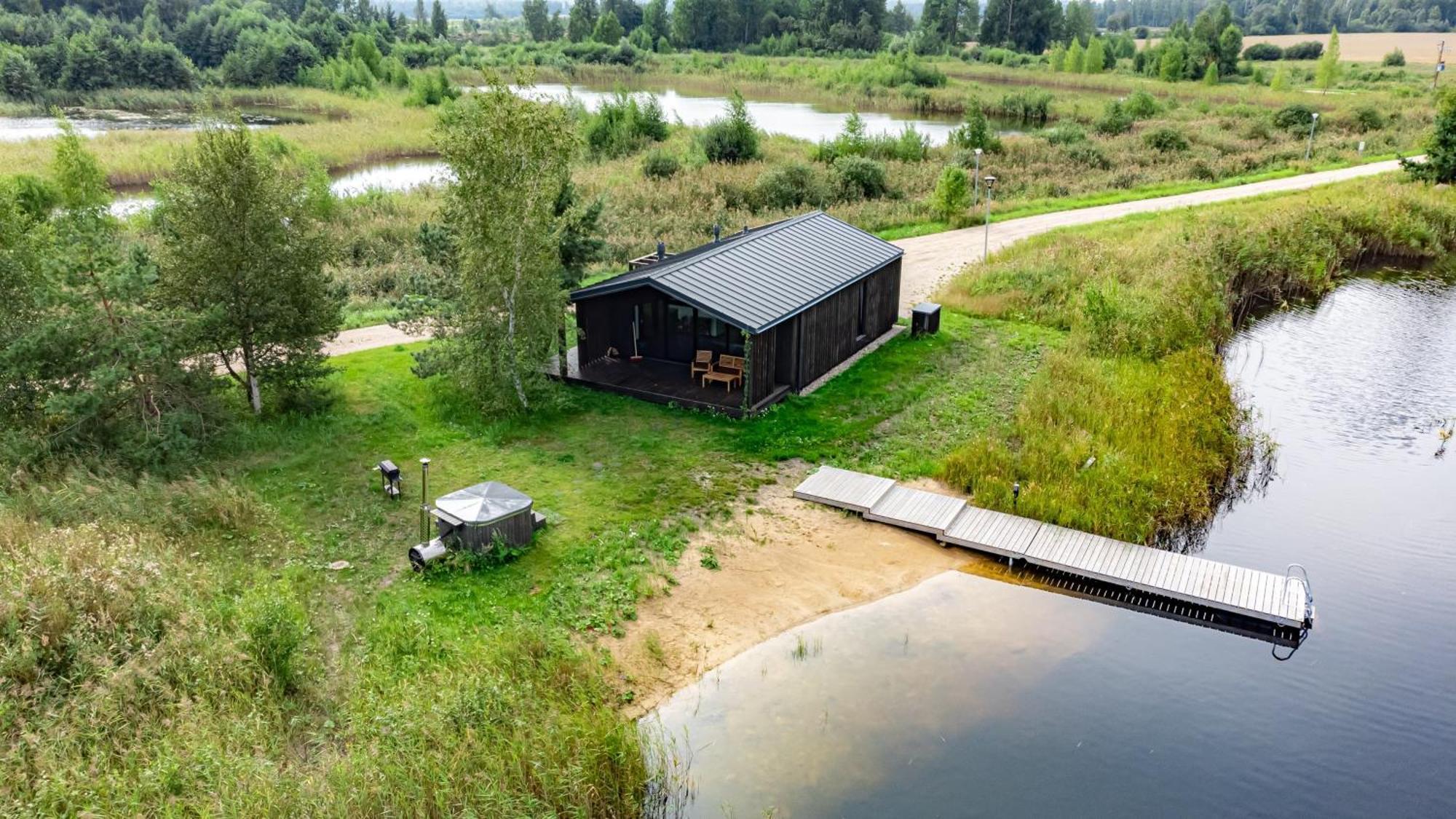Villa Lielpiles à Radzinciems Extérieur photo